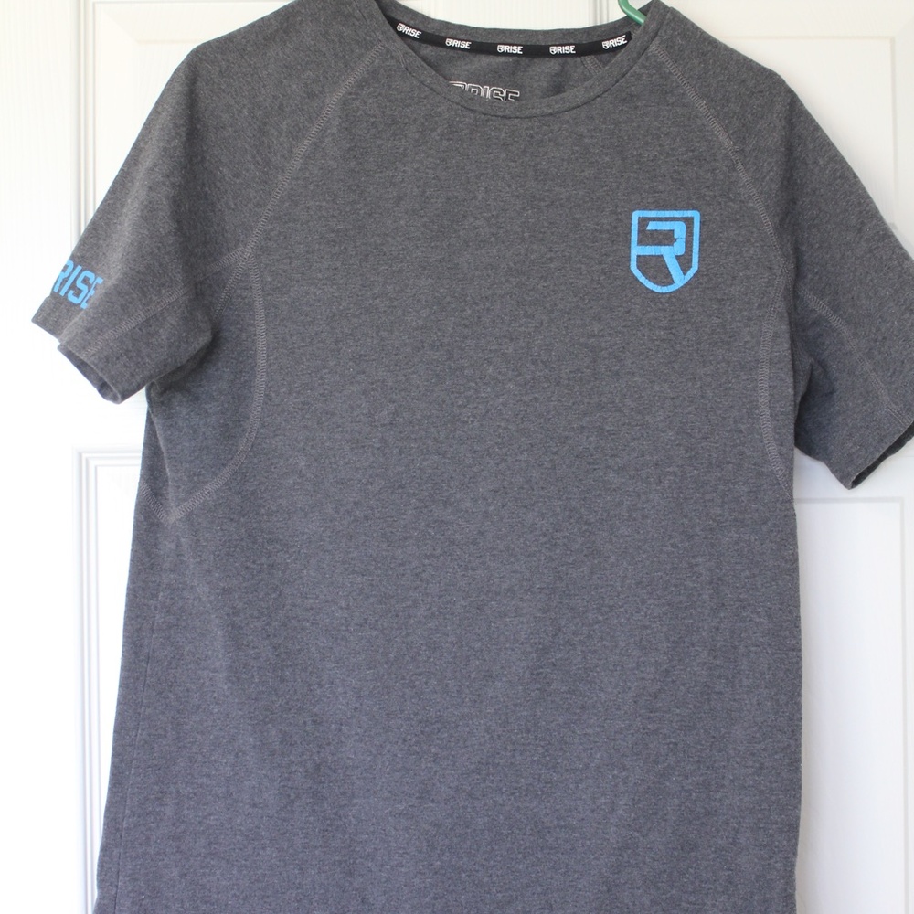 Vintage Rise, Gray Workout shirt, Medium